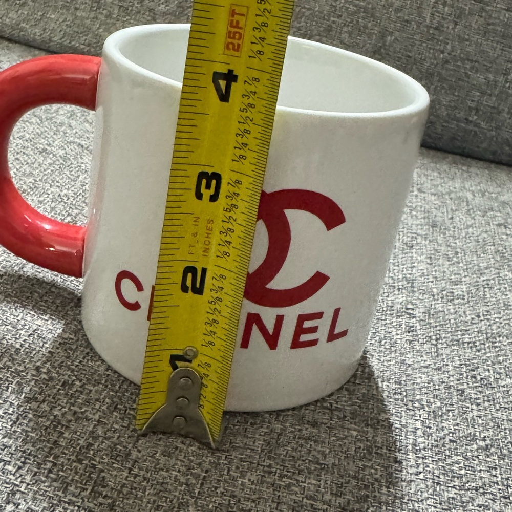 Luxury Mug with Red Handle and Heart inside cup ❗️LAST FEW❗️ - Picture 7 of 8